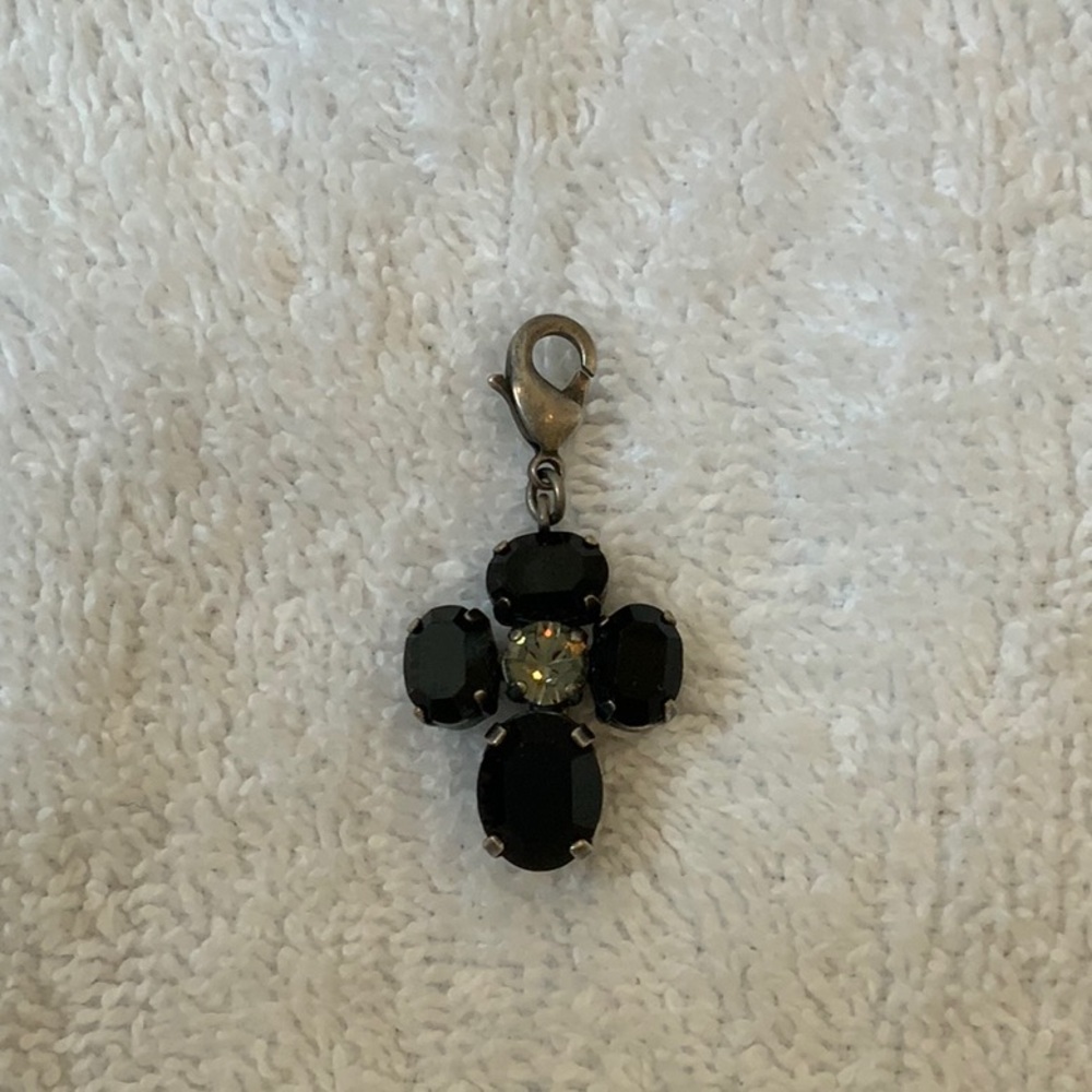 Sabika Pendant